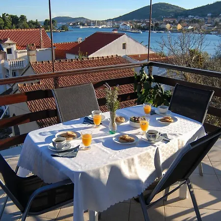 Apartmán Beachfront Saturn *