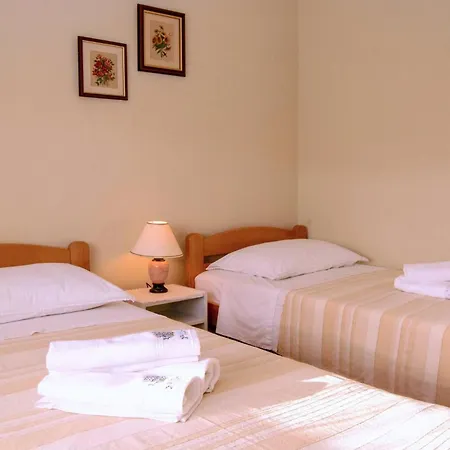 Apartment Beachfront Saturn Preko